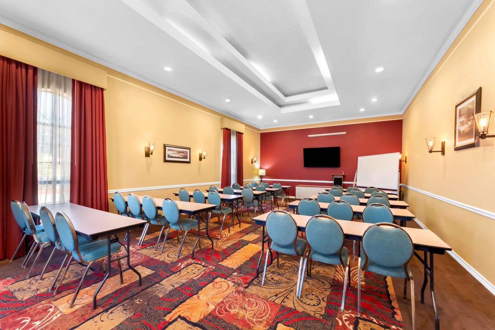 Surestay Plus By Best Western San Antonio Fiesta Inn Exterior foto